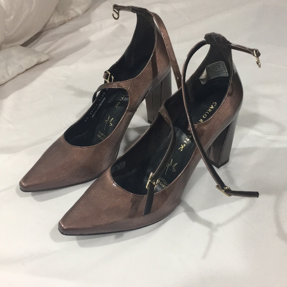 Size 8.5 heels
